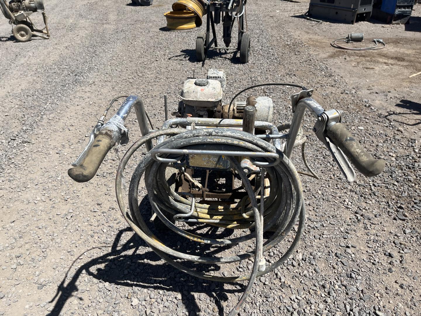 ./imagenes/INVOICE/2019/16613/SPRAYADORA DE PINTURA GRACO LINE LASER II (4).JPG